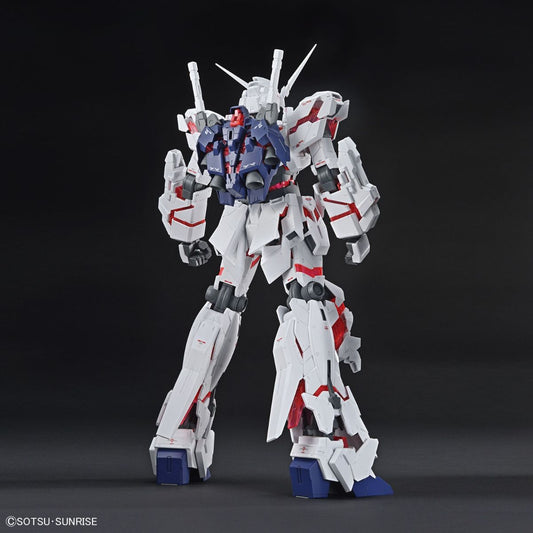 1/48 Scale Mega Size Unicorn Gundam (Destroy Mode) - PREORDER (expected to arrive by 12/1/23)