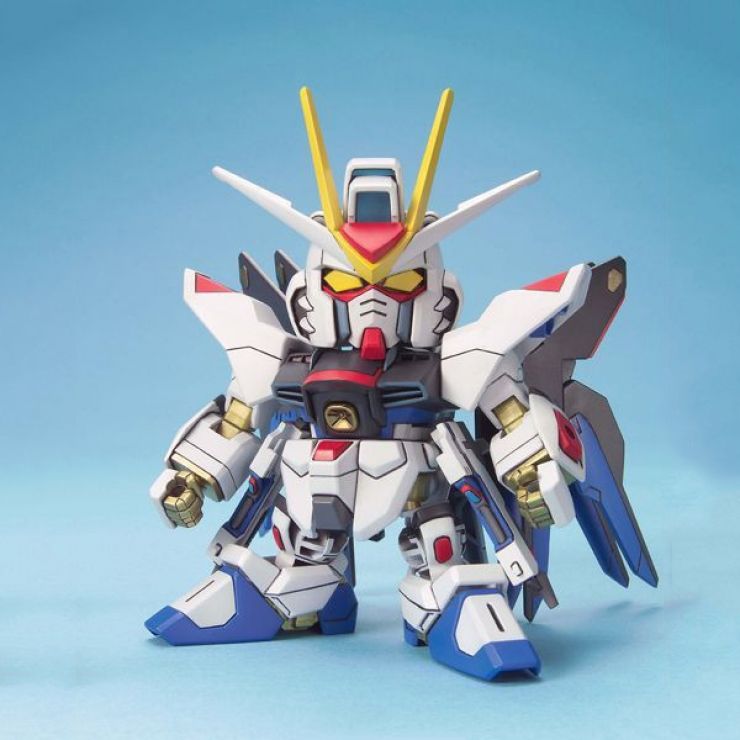 SD BB Senshi - Strike Freedom Gundam