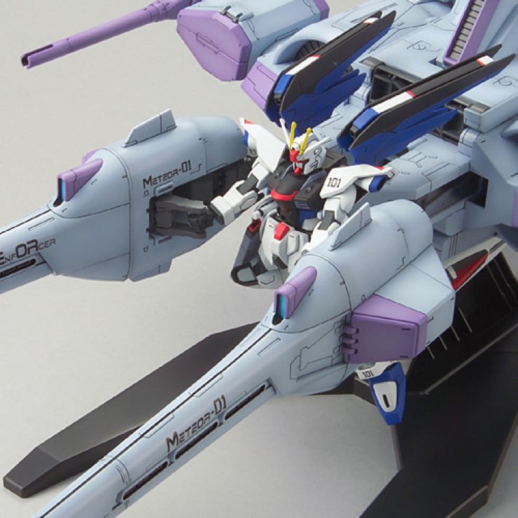 HG SEED Meteor Unit + Freedom Gundam