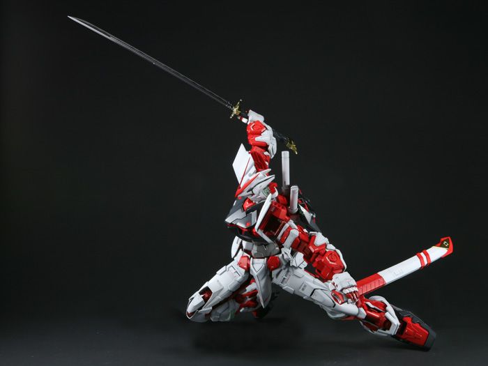 PG MBF-P02 Gundam Astray Red Frame